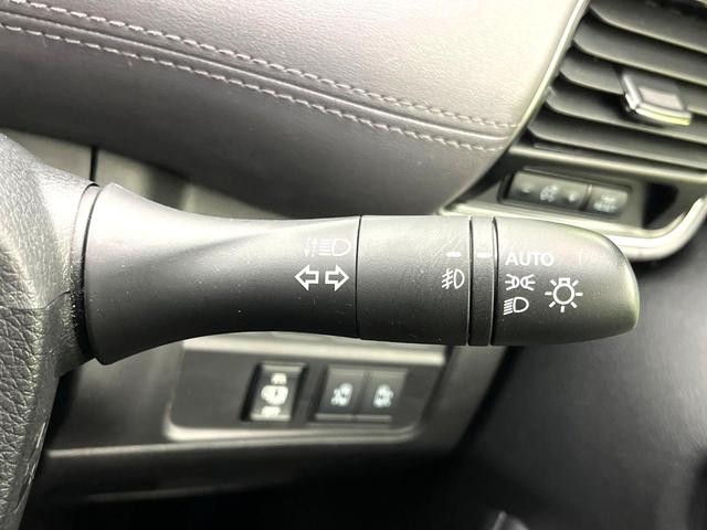 セレナ ハイウェイスターＶ　両側電動ドア　ＳＤナビ　後席モニター　全周囲カメラ　衝突被害軽減システム　禁煙車　ドラレコ　コーナーセンサー　スマートキー　ＬＥＤヘッド　ビルトインＥＴＣ　クルコン　純正１６インチアルミ（27枚目）