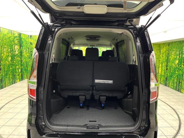 セレナ ハイウェイスターＶ　両側電動ドア　ＳＤナビ　後席モニター　全周囲カメラ　衝突被害軽減システム　禁煙車　ドラレコ　コーナーセンサー　スマートキー　ＬＥＤヘッド　ビルトインＥＴＣ　クルコン　純正１６インチアルミ（41枚目）