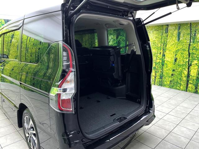 セレナ ハイウェイスターＶ　両側電動ドア　ＳＤナビ　後席モニター　全周囲カメラ　衝突被害軽減システム　禁煙車　ドラレコ　コーナーセンサー　スマートキー　ＬＥＤヘッド　ビルトインＥＴＣ　クルコン　純正１６インチアルミ（42枚目）