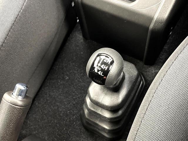 ジムニーノマド ＦＣ　４ＷＤ　禁煙車　衝突被害軽減システム　レーダークルーズ　スマートキー　ＬＥＤヘッド　純正１５インチアルミ　車線逸脱警報　オートライト　オートエアコン（3枚目）