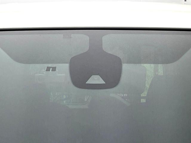 �y�C���e���W�F���g�G�}�[�W�F���V�[�u���[�L�z�t�����g�J�����őO���̎ԗ�����s�҂����m�B�Փ˂������Ȏ��͏Փ˔�Q�y���u���[�L���쓮�A�Փˉ�����T�|�[�g�B�����S�Ƀh���C�u�����y���݂��������܂��B