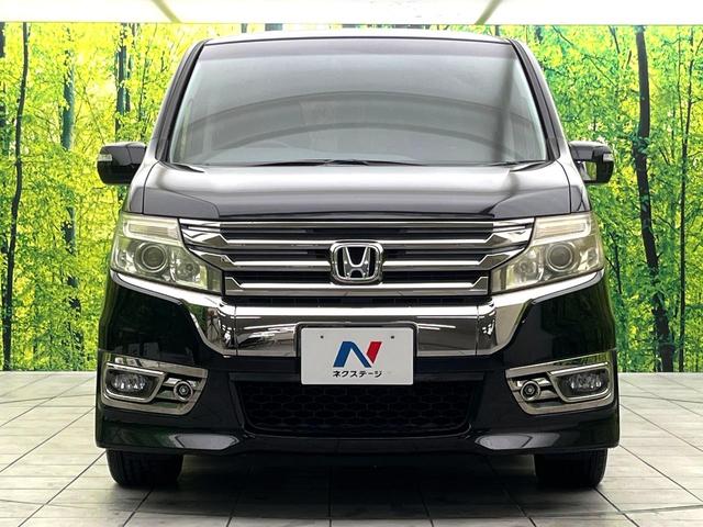 ステップワゴンスパーダ Z クールスピリット 両側電動ドア SDナビ 後席モニター バックカメラ 禁煙車 ハーフレザーシート HIDヘッド ETC 純正16インチアルミ オートライト オートエアコン Bluetooth CD DVD再生(14枚目)