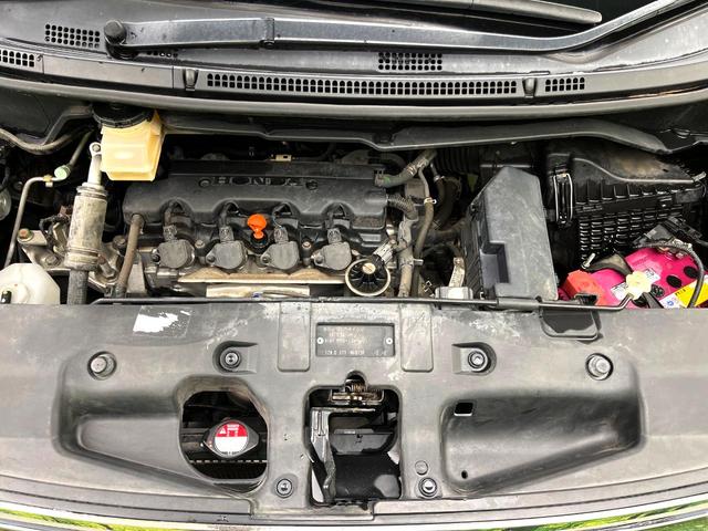 ステップワゴンスパーダ Z クールスピリット 両側電動ドア SDナビ 後席モニター バックカメラ 禁煙車 ハーフレザーシート HIDヘッド ETC 純正16インチアルミ オートライト オートエアコン Bluetooth CD DVD再生(18枚目)