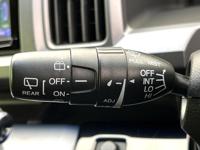 ステップワゴンスパーダ Z クールスピリット 両側電動ドア SDナビ 後席モニター バックカメラ 禁煙車 ハーフレザーシート HIDヘッド ETC 純正16インチアルミ オートライト オートエアコン Bluetooth CD DVD再生(22枚目)