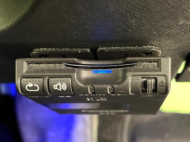 ステップワゴンスパーダ Z クールスピリット 両側電動ドア SDナビ 後席モニター バックカメラ 禁煙車 ハーフレザーシート HIDヘッド ETC 純正16インチアルミ オートライト オートエアコン Bluetooth CD DVD再生(28枚目)