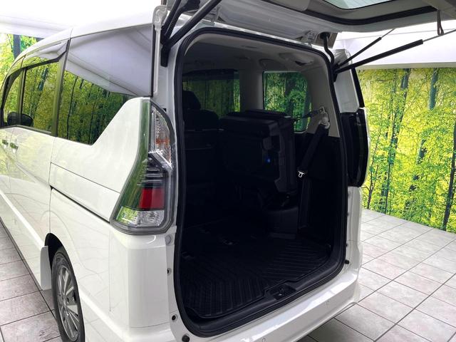 セレナ ｅ－パワー　ハイウェイスターＶ　両側電動ドア　純正９型ナビ　全周囲カメラ　プロパイロット　衝突軽減システム　レーダークルーズ　禁煙車　ドラレコ　コーナーセンサー　スマートキー　ＬＥＤヘッド　ＥＴＣ　純正１５インチアルミ　オートライト（52枚目）