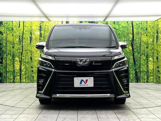 ヴォクシー ZS 煌 禁煙車 セーフティセンス 純正9型ナビ 両側電動スライドドア ETC LEDヘッド 純正16インチアルミホイール アイドリングストップ オートマティックハイビーム スマートキー(14枚目)