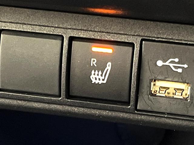 ヤリスクロス ハイブリッドZ 純正8インチディスプレイオーディオ 全周囲カメラ セーフティセンス シートヒーター パワーバックドア LEDヘッドライト 純正18インチアルミホイール bluetooth再生 パワーシート 禁煙車(5枚目)