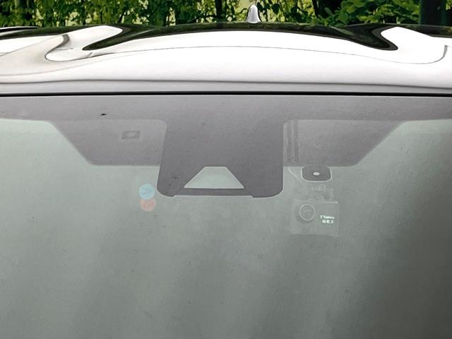 ヤリスクロス ハイブリッドZ 純正8インチディスプレイオーディオ 全周囲カメラ セーフティセンス シートヒーター パワーバックドア LEDヘッドライト 純正18インチアルミホイール bluetooth再生 パワーシート 禁煙車(48枚目)