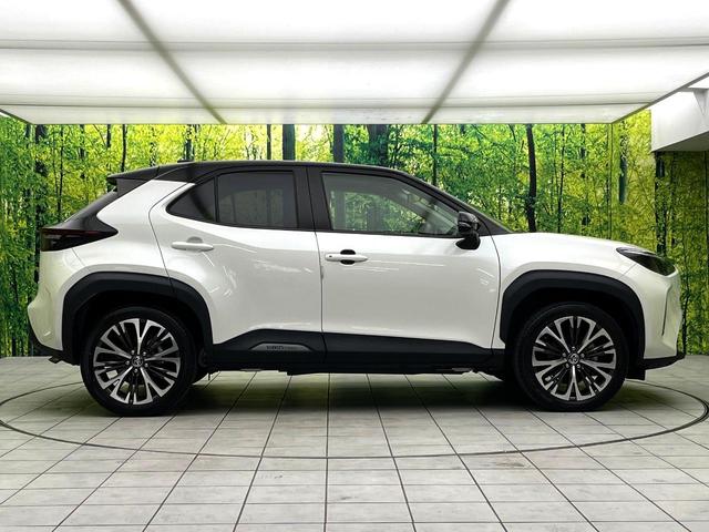 ヤリスクロス ハイブリッドZ 純正8インチディスプレイオーディオ 全周囲カメラ セーフティセンス シートヒーター パワーバックドア LEDヘッドライト 純正18インチアルミホイール bluetooth再生 パワーシート 禁煙車(53枚目)