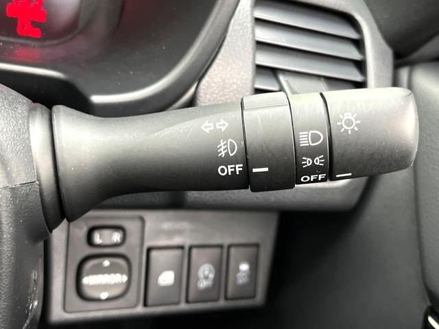 コペン ＧＲ　スポーツ　禁煙車　純正ＳＤナビ　バックカメラ　シートヒーター　ＥＴＣ　スマートキー　ＬＥＤヘッドライト　ＢＢＳ製１６インチアルミホイール　オートエアコン　アイドリングストップ　ｂｌｕｅｔｏｏｔｈ　フルセグＴＶ（29枚目）