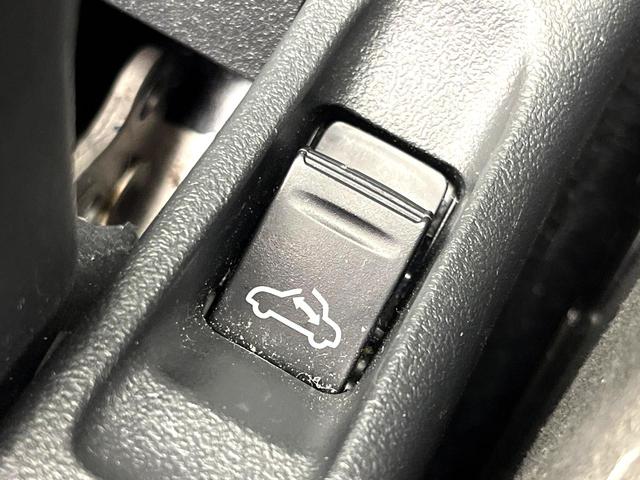 コペン ＧＲ　スポーツ　禁煙車　純正ＳＤナビ　バックカメラ　シートヒーター　ＥＴＣ　スマートキー　ＬＥＤヘッドライト　ＢＢＳ製１６インチアルミホイール　オートエアコン　アイドリングストップ　ｂｌｕｅｔｏｏｔｈ　フルセグＴＶ（32枚目）