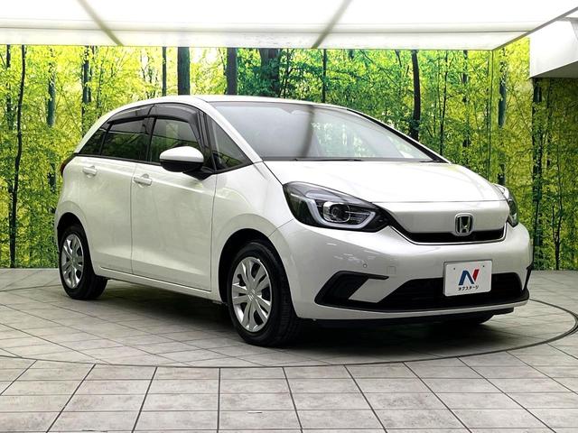 フィット ｅ：ＨＥＶホーム　純正９インチナビ　バックカメラ　ホンダセンシング　アダプティブクルーズコントロール　ＥＴＣ　コーナーセンサー　フルセグＴＶ　ｂｌｕｅｔｏｏｔｈ再生　ＬＥＤヘッド　スマートキー　電子パーキングブレーキ（46枚目）