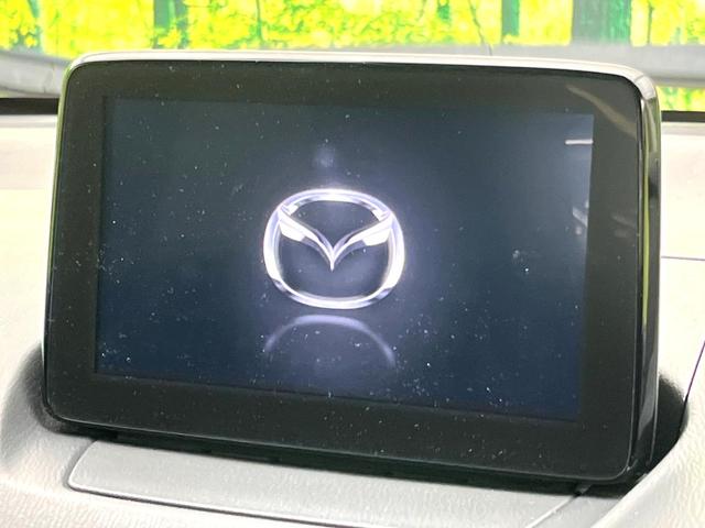 �y���[�J�[�����i�r�z�C���e���A�ɗn�����ރX�^�C���b�V���ȁu��p�݌v�v���[�J�[�i�r�𑕔��􎋔F���⑀�쐫�ȂǊ�{���\�ɂ��D��A���㎿�ȃJ�[���C�t�����y���݂��������܂��B