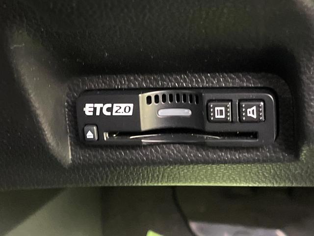 ヴェゼル e:HEV X 禁煙車 純正ナビ バックカメラ アダプティブクルーズコントロール 電動パーキングブレーキ オートブレーキホールド LEDヘッドライト 純正16インチアルミ スマートキー コーナーセンサー ETC2.0(7枚目)