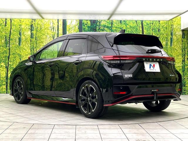 オーラ ニスモ　禁煙車　純正９型ナビ　アラウンドビューモニター　ブラインドスポットモニター　ＬＥＤヘッドライト　純正１７インチアルミ　スマートキー　オートエアコン　オートライト　電子パーキング　ＥＴＣ（17枚目）