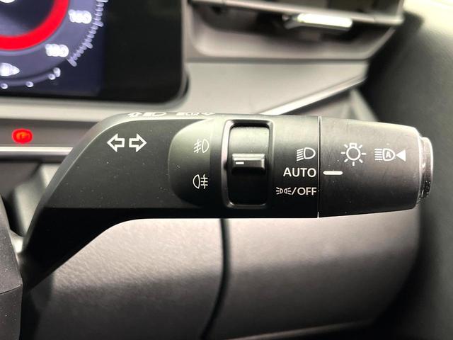 オーラ ニスモ　禁煙車　純正９型ナビ　アラウンドビューモニター　ブラインドスポットモニター　ＬＥＤヘッドライト　純正１７インチアルミ　スマートキー　オートエアコン　オートライト　電子パーキング　ＥＴＣ（33枚目）