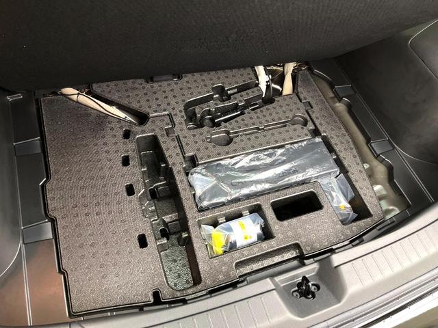 オーラ ニスモ　禁煙車　純正９型ナビ　アラウンドビューモニター　ブラインドスポットモニター　ＬＥＤヘッドライト　純正１７インチアルミ　スマートキー　オートエアコン　オートライト　電子パーキング　ＥＴＣ（43枚目）