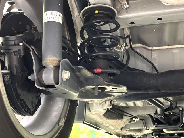 N-BOXカスタム Lターボ スタイル+ブラック 禁煙車 SDナビ バックカメラ アダプティブクルーズコントロール 両側パワースライドドア 電動パーキングブレーキ シートヒーター LEDヘッドライト 純正15インチアルミ オートエアコン ETC(20枚目)