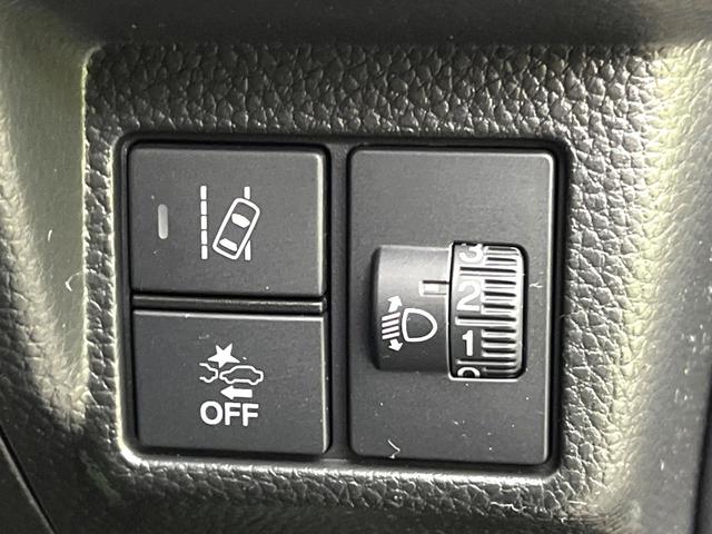 N-BOXカスタム Lターボ スタイル+ブラック 禁煙車 SDナビ バックカメラ アダプティブクルーズコントロール 両側パワースライドドア 電動パーキングブレーキ シートヒーター LEDヘッドライト 純正15インチアルミ オートエアコン ETC(36枚目)