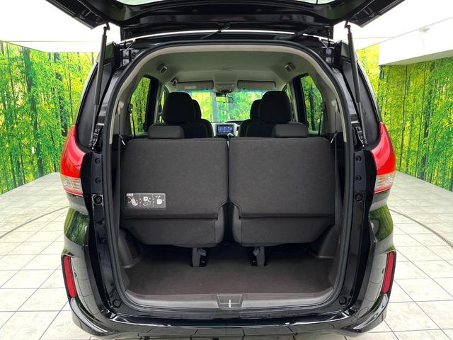 フリード Ｇ・ホンダセンシング　両側電動ドア　バックカメラ　衝突被害軽減システム　レーダークルーズ　禁煙車　コーナーセンサー　スマートキー　ビルトインＥＴＣ　車線逸脱警報　オートエアコン　Ｂｌｕｅｔｏｏｔｈ　ＣＤ　ＤＶＤ再生（36枚目）