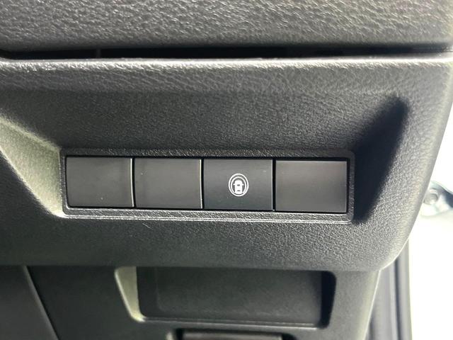 ノート Ｘ　禁煙車　インテリジェントエマージェンシーブレーキ　ＳＤナビ　アラウンドビューモニター　デジタルインナーミラー　ＬＥＤヘッドライト　オートエアコン　コーナーセンサー　スマートキー　オートライト　ＥＴＣ（32枚目）