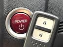 フィットハイブリッド Ｌパッケージ　純正ＳＤナビ　バックカメラ　禁煙車　ハーフレザーシート　スマートキー　ＬＥＤヘッドライト　ＥＴＣ　オートライト　オートエアコン　Ｂｌｕｅｔｏｏｔｈ　ＣＤ　クルーズコントロール　フルセグＴＶ（5枚目）