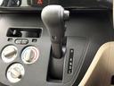 S 禁煙車 オーディオ 電動格納ミラー キーレス アイドリングストップ エアコン 純正14インチホイール パワーウィンドウ ドアバイザー フロアマット プライバシーガラス(29枚目)