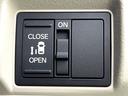 N-BOX ベースグレード 禁煙車 ホンダセンシング パワースライドドア アダプティブクルーズコントロール スマートキー オートライト LEDヘッド オートエアコン コーナーセンサー 純正14インチホイール 電動格納ミラー(4枚目)