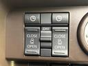 ルーミー Ｇ　禁煙車　スマートアシスト　純正９型ディスプレイオーディオ　全周囲カメラ　両側パワースライドドア　シートヒーター　オートエアコン　コーナーセンサー　スマートキー　オートライト　ＥＴＣ（5枚目）