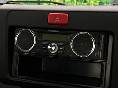 お好きな音楽を車内でお楽しみいただけます♪スピーカー交換・ウーハー追加などの音質向上や、最新ナビ・後席モニター等の取り付けも是非ご相談ください！ 4