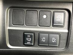 �ڥϥ󥺥ե꡼��ǽ�դ�ξ¦�ѥ���饤�ɥɥ��ۥ��饤�ɥɥ��β���­�������Ƥ��������ȡ���ưŪ�˥��饤�ɥɥ������Ĥ��ޤ�����ʪ��ξ�꤬�դ����ä����֤Ǥ⡢�ɥ��γ��Ĥ��Ǥ��ƤȤäƤ������� 6