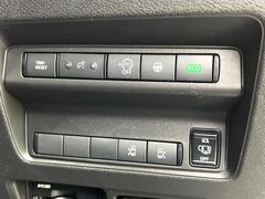 �ڥϥ󥺥ե꡼��ǽ�դ�ξ¦�ѥ���饤�ɥɥ��ۥ��饤�ɥɥ��β���­�������Ƥ��������ȡ���ưŪ�˥��饤�ɥɥ������Ĥ��ޤ�����ʪ��ξ�꤬�դ����ä����֤Ǥ⡢�ɥ��γ��Ĥ��Ǥ��ƤȤäƤ������� 7