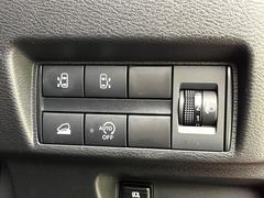 �ڥϥ󥺥ե꡼��ǽ�դ�ξ¦�ѥ���饤�ɥɥ��ۥ��饤�ɥɥ��β���­�������Ƥ��������ȡ���ưŪ�˥��饤�ɥɥ������Ĥ��ޤ�����ʪ��ξ�꤬�դ����ä����֤Ǥ⡢�ɥ��γ��Ĥ��Ǥ��ƤȤäƤ������� 5