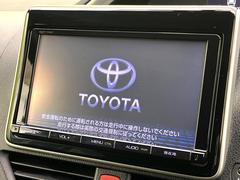 �ڽ��������ʥӡۿ͵��ν����ʥӤ������������ǥ�����ǽ�⽼�¤��Ƥ��ꡢ�£�������������³����Ф������Υ��ޥۤ�ͣУ��ץ쥤�䡼�β��ڤ������ǽ�������α�ž������˳ڤ����ʤ�ޤ����� 4