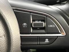 �ڥ����ץƥ��֥��롼������ȥ�����۹�®ƻϩ�Ǥ�Ĺ��Υ���Ԥ��ڤˡ�����ư��®�٤��ݤĥ��롼������ȥ����뤬�����ͷڸ������ƥ��Ϣ�Ȥ��������μ�ξ���Τ��Ƽִ֤��ݤĤ褦��®��Ĵ�ᤷ�Ƥ���ޤ����� 6