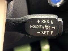 �ڥ졼�������롼������ȥ�����۹�®ƻϩ�Ǥ�Ĺ��Υ���Ԥ��ڤˡ�����ư��®�٤��ݤĥ��롼������ȥ����뤬�����ͷڸ������ƥ��Ϣ�Ȥ��������μ�ξ���Τ��Ƽִ֤��ݤĤ褦��®��Ĵ�ᤷ�Ƥ���ޤ����� 4