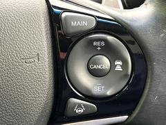 �ڥ����ץƥ��֥��롼������ȥ�����۹�®ƻϩ�Ǥ�Ĺ��Υ���Ԥ��ڤˡ�����ư��®�٤��ݤĥ��롼������ȥ����뤬�����ͷڸ������ƥ��Ϣ�Ȥ��������μ�ξ���Τ��Ƽִ֤��ݤĤ褦��®��Ĵ�ᤷ�Ƥ���ޤ����� 4