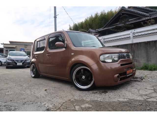 キューブ １５Ｘ　Ｖセレクション　ヴィンテージキャメルインテリア・車高調・マイスターホイール・新品アンドロイドナビ・ＥＴＣ（6枚目）