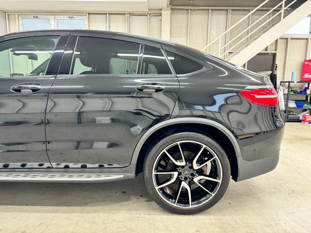 ＧＬＣ４３　４マチッククーペ　ヘッドアップディスプレイ　レザーエクスクルーシブＰＫＧ　オプションＡＭＧ２１インチホイール　ガラススライディングルーフ　ブルメスターサウンド　黒レザーシート　パナメリカーナグリル(18枚目)