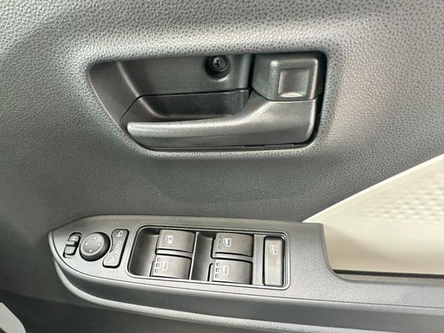 タント X 走行161キロ/純正フルセグナビ/バックカメラ/ドラレコ 走行161キロ 純正フルセグナビ バックカメラ ブルートゥース ドラレコ 純正マット サイドエアバッグ LEDヘッドランプ アイドリングストップ シートヒーター 片側電動スライドドア キーフリー(13枚目)