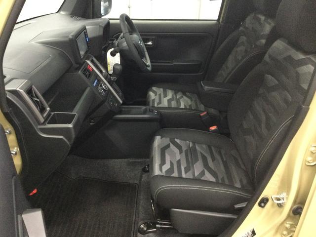 タフト Ｇ　ダーククロムベンチャー　ナビ・ＬＥＤヘッドライト・オートライト・オートマチックハイビーム・プッシュスタートボタン・アイドリングストップ・シートヒーター・オートエアコン・電動パーキングブレーキ・スマートアシスト（32枚目）