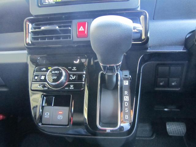 タント カスタムＸ　走行６０キロ／ワンセグナビ／パノラマモニター　ナビ　パノラマモニター　１年保証距離無制限　ミラクルオープンドア　キーフリー　プッシュボタンスタート　シートヒーター　後席スライドリクライニング　ＡＢＳ　ＬＥＤライト　オートライト（14枚目）