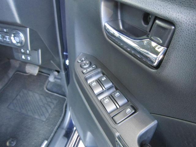 タント カスタムＸ　走行６０キロ／ワンセグナビ／パノラマモニター　ナビ　パノラマモニター　１年保証距離無制限　ミラクルオープンドア　キーフリー　プッシュボタンスタート　シートヒーター　後席スライドリクライニング　ＡＢＳ　ＬＥＤライト　オートライト（34枚目）