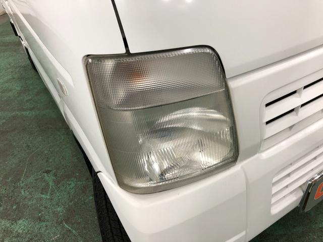 スクラムトラック ＫＣスペシャル　車検整備付　５ＭＴ　ＡＭ・ＦＭラジオ　一年保証・走行距離無制限　走行距離８３３９４キロ　助手席エアバック　純正カーペットマット　ＡＭ・ＦＭラジオ　マニュアル車　車検整備付（25枚目）