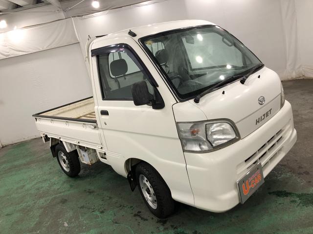 ハイゼットトラック スペシャル 農用パック 走行58780キロ/車検整備付 一年保証・走行距離無制限 走行58780キロ 4WD MT 純正カーペットマット AMFMラジオ 作業用ライト ゴムプロテクター(9枚目)