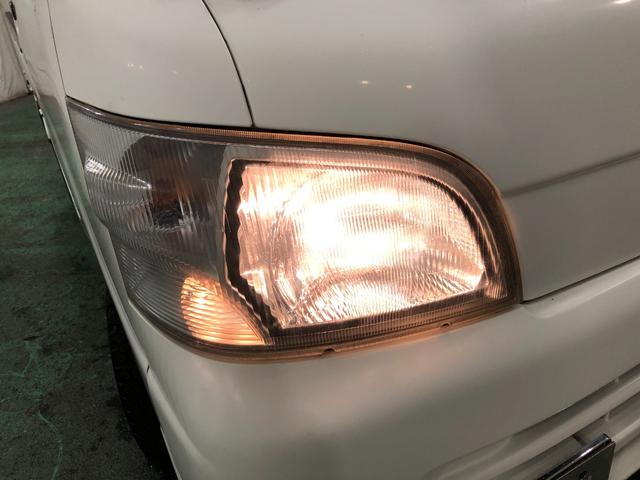 ハイゼットトラック スペシャル 農用パック 走行58780キロ/車検整備付 一年保証・走行距離無制限 走行58780キロ 4WD MT 純正カーペットマット AMFMラジオ 作業用ライト ゴムプロテクター(29枚目)