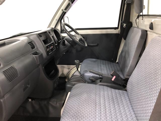 ハイゼットトラック スペシャル 農用パック 走行58780キロ/車検整備付 一年保証・走行距離無制限 走行58780キロ 4WD MT 純正カーペットマット AMFMラジオ 作業用ライト ゴムプロテクター(33枚目)