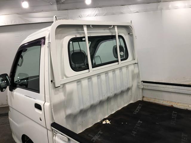 ハイゼットトラック エアコン・パワステ　スペシャル　４ＷＤ／走行７６２８９キロ　１年保証距離無制限　走行距離７６２８９キロ　４ＷＤ　ＦＭＡＭラジオ　純正フロアマット　マニュアルエアコン（25枚目）