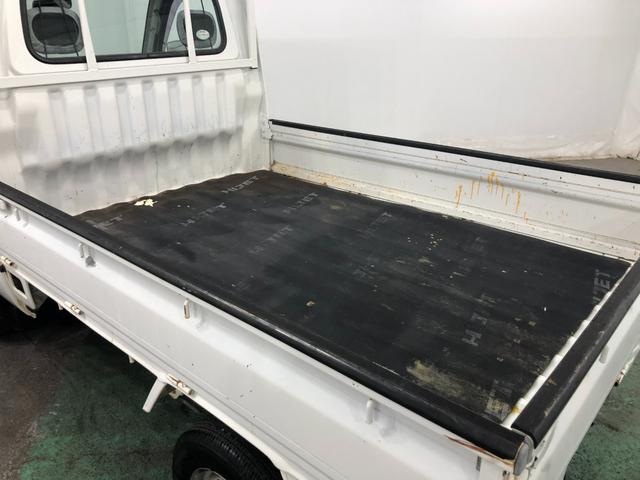 ハイゼットトラック エアコン・パワステ　スペシャル　４ＷＤ／走行７６２８９キロ　１年保証距離無制限　走行距離７６２８９キロ　４ＷＤ　ＦＭＡＭラジオ　純正フロアマット　マニュアルエアコン（26枚目）